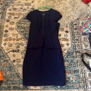 Navy blue knee length dress. In great condition.